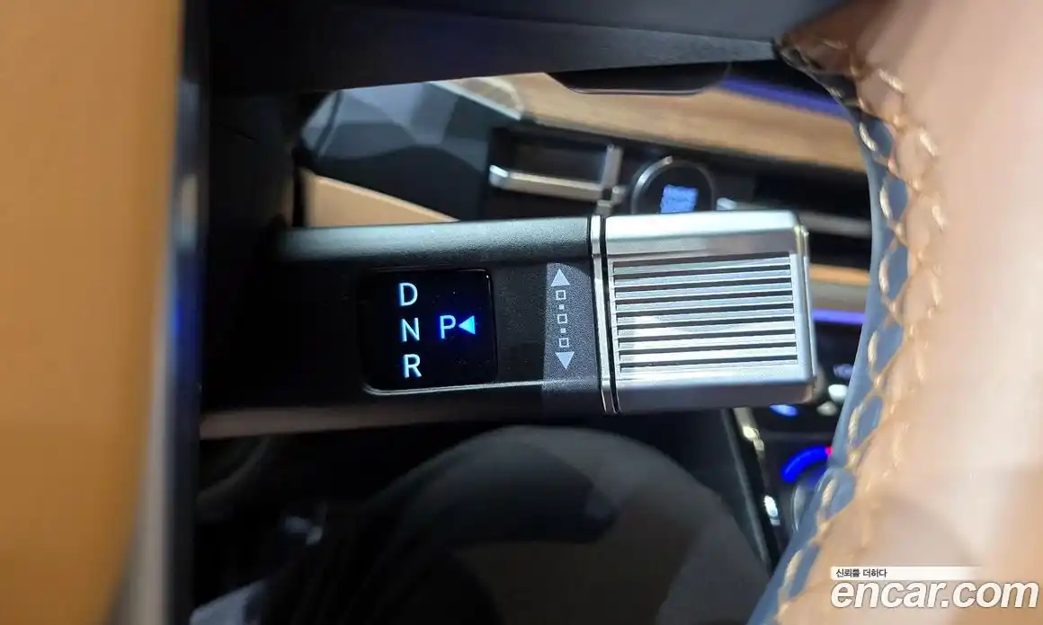 Hyundai Santa Fe 2024 1.6 Автомат в Москве № 127823, фото 15