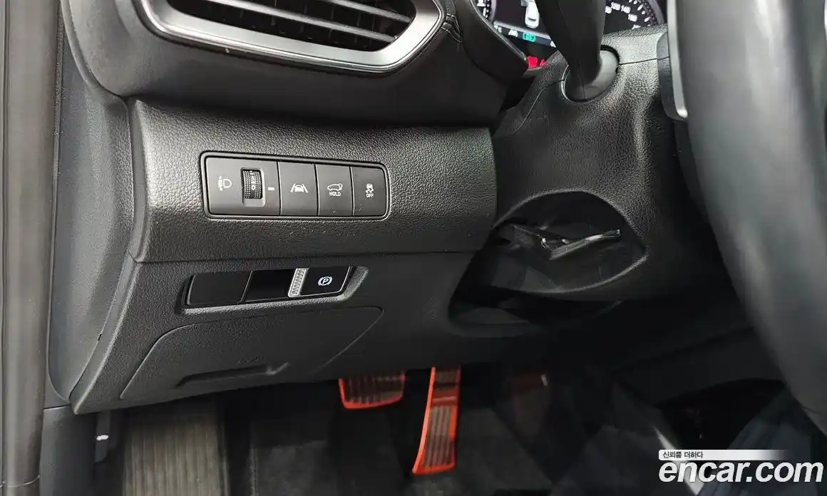 Hyundai Santa Fe 2023 1.6 Автомат в Москве № 129324, фото 2