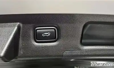 Hyundai Santa Fe 2023 1.6 Автомат в Москве № 129324, миниатюра 10