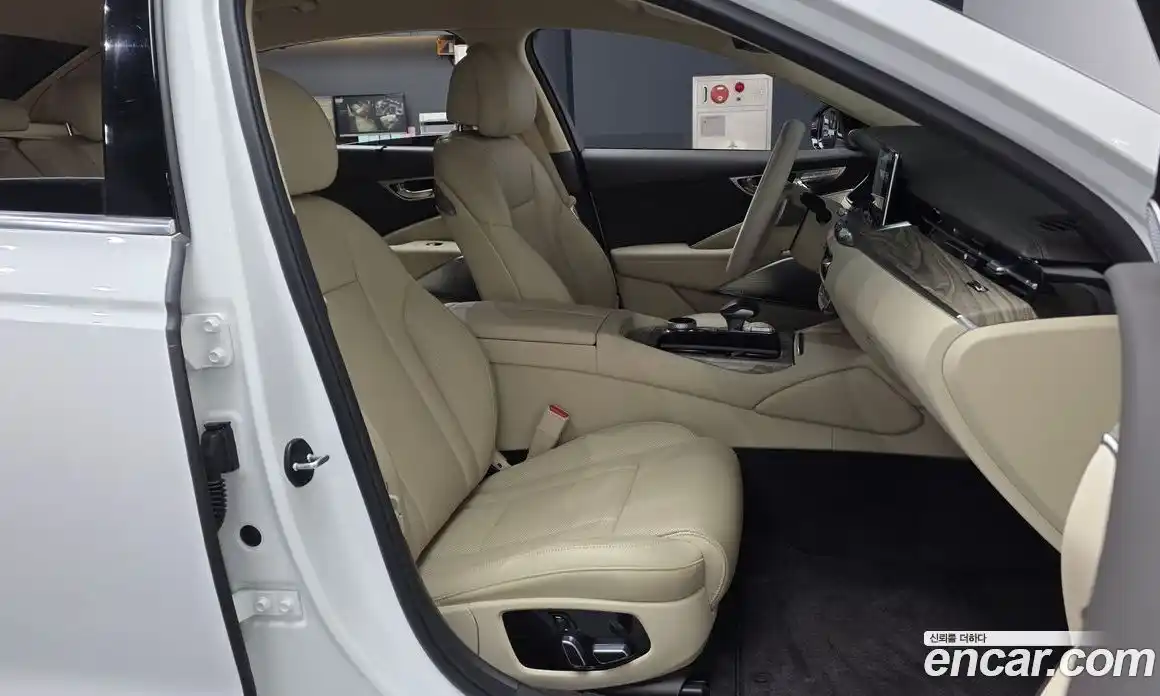 Kia K9 2022 3.8 Автомат в Москве № 129848, фото 11