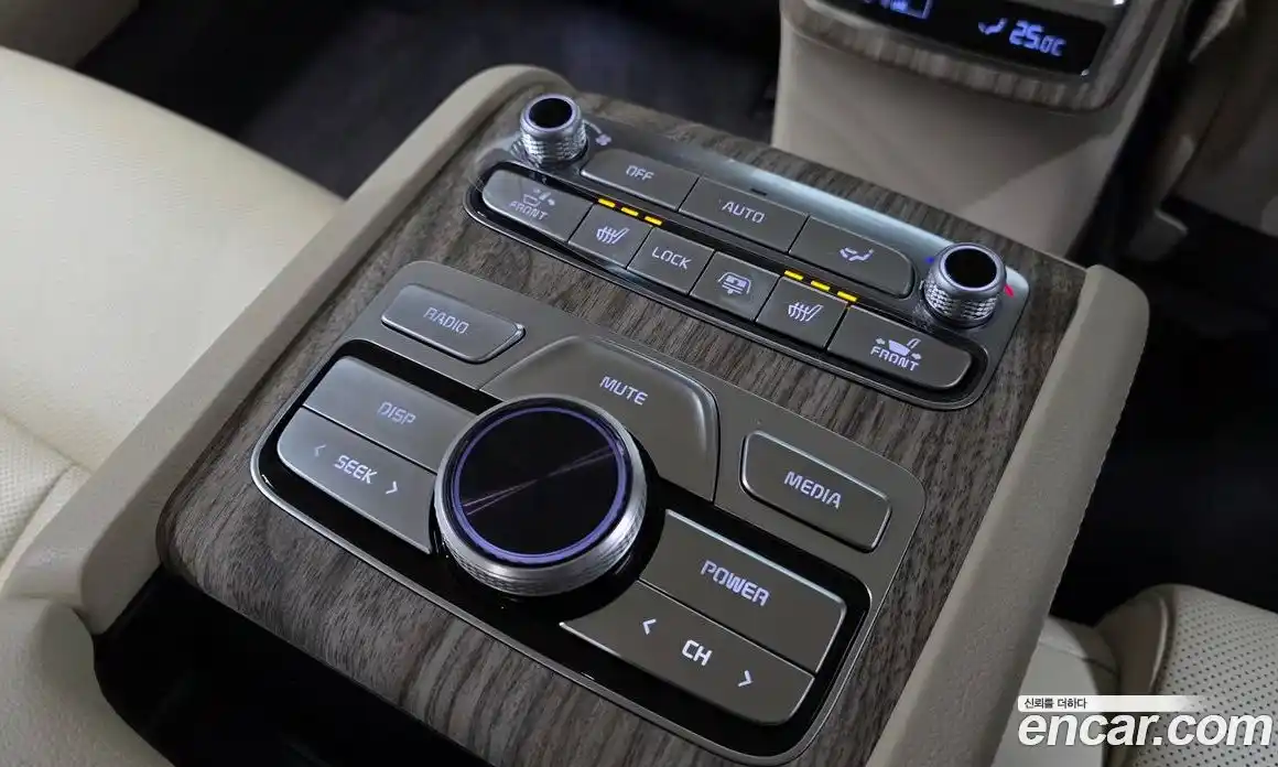 Kia K9 2022 3.8 Автомат в Москве № 129848, фото 19