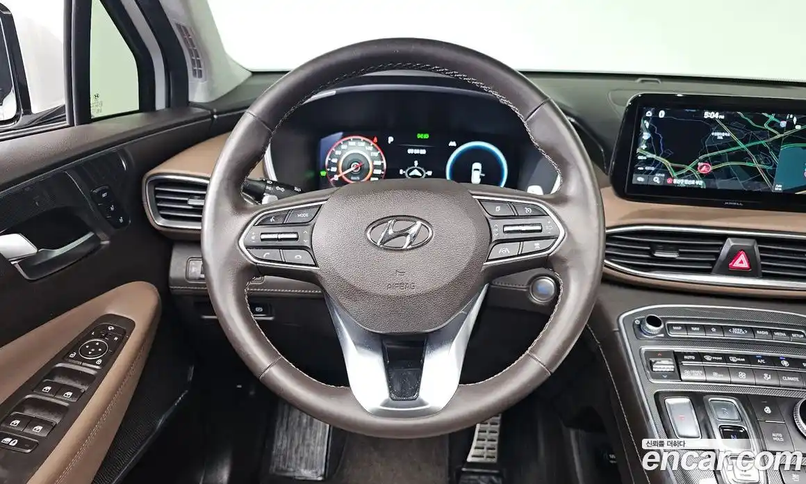 Hyundai Santa Fe 2022 1.6 Автомат в Москве № 130440, фото 18