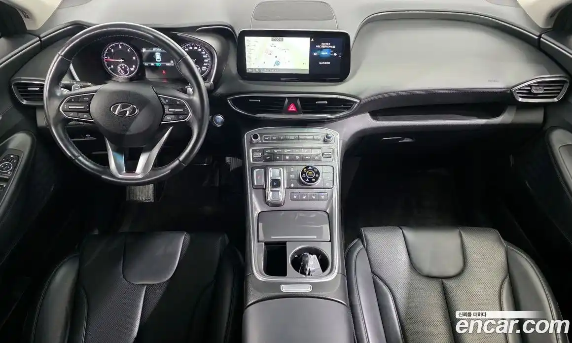 Hyundai Santa Fe 2022 2.2 Автомат в Москве № 130897, фото 11