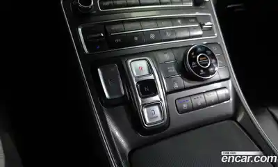 Hyundai Santa Fe 2022 2.2 Автомат в Москве № 130897, миниатюра 4