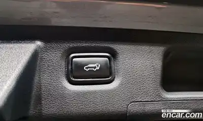 Hyundai Santa Fe 2022 2.2 Автомат в Москве № 130897, миниатюра 6