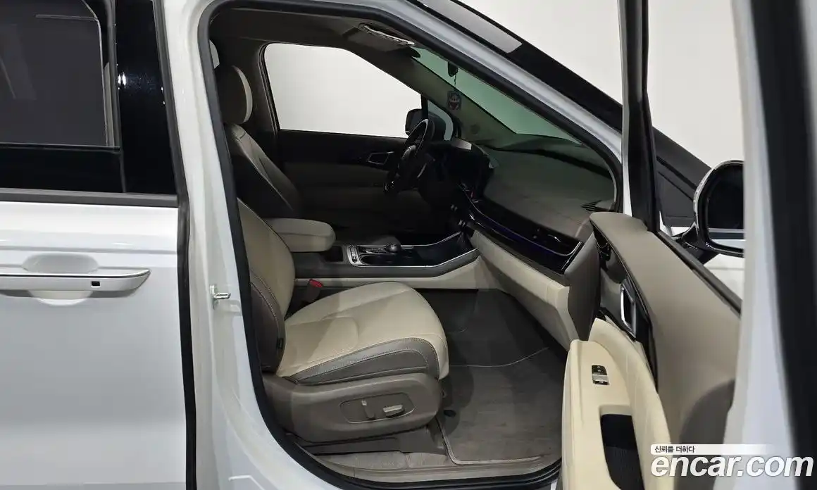 Kia Canival 2024 2.2 Автомат в Москве № 132189, фото 12