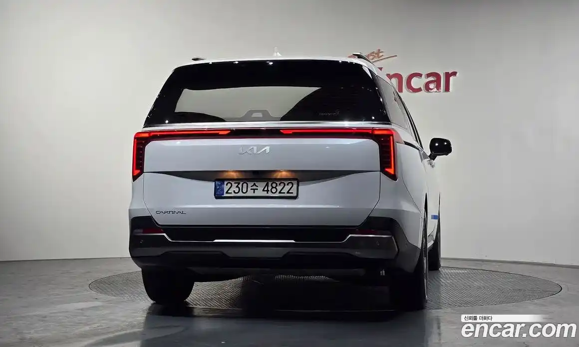 Kia Canival 2024 2.2 Автомат в Москве № 132189, фото 7