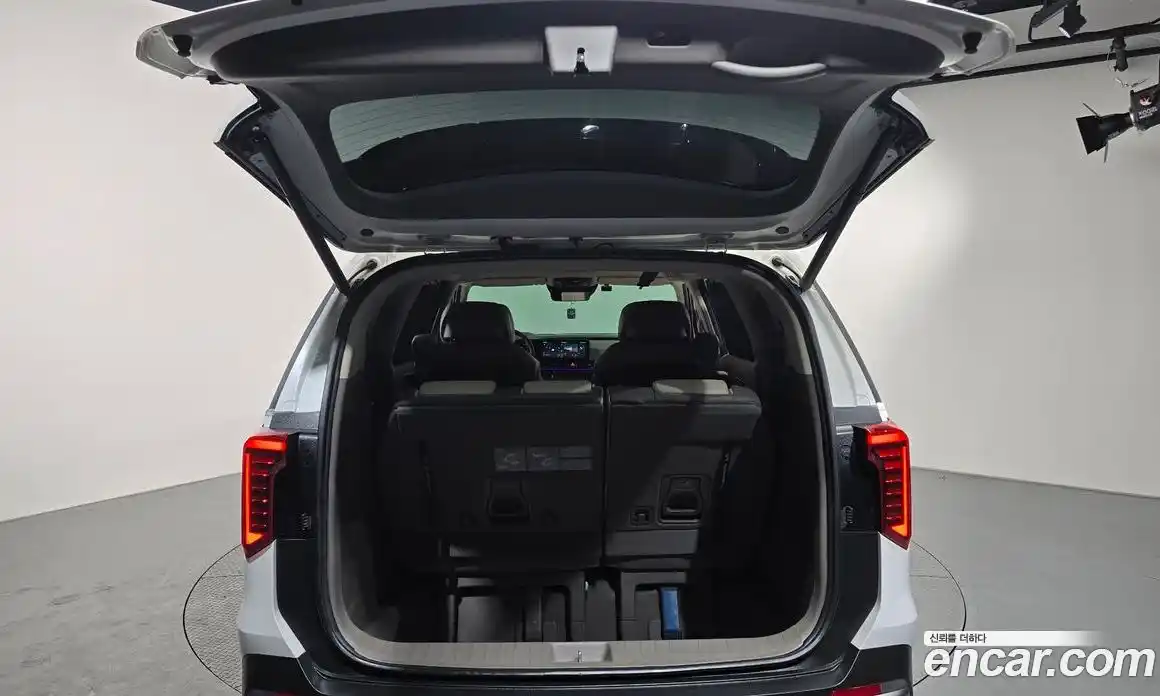 Kia Canival 2024 2.2 Автомат в Москве № 132189, фото 10