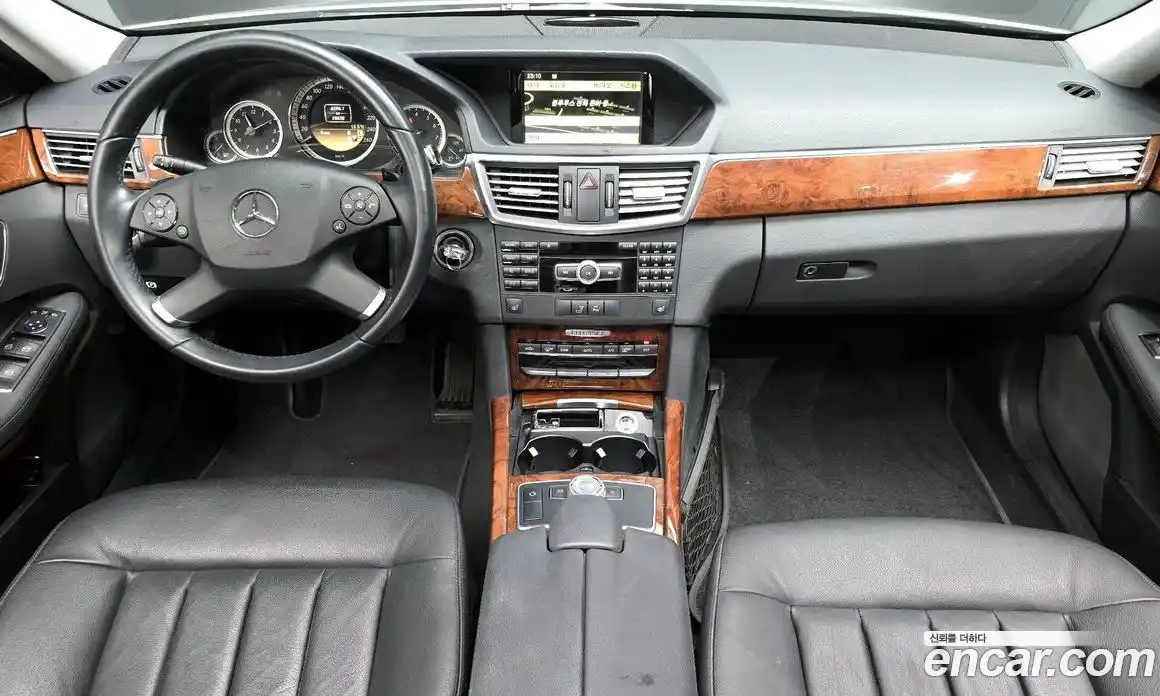 Mercedes-Benz E-Class 2012 3.5 Автомат в Москве № 139550, фото 19