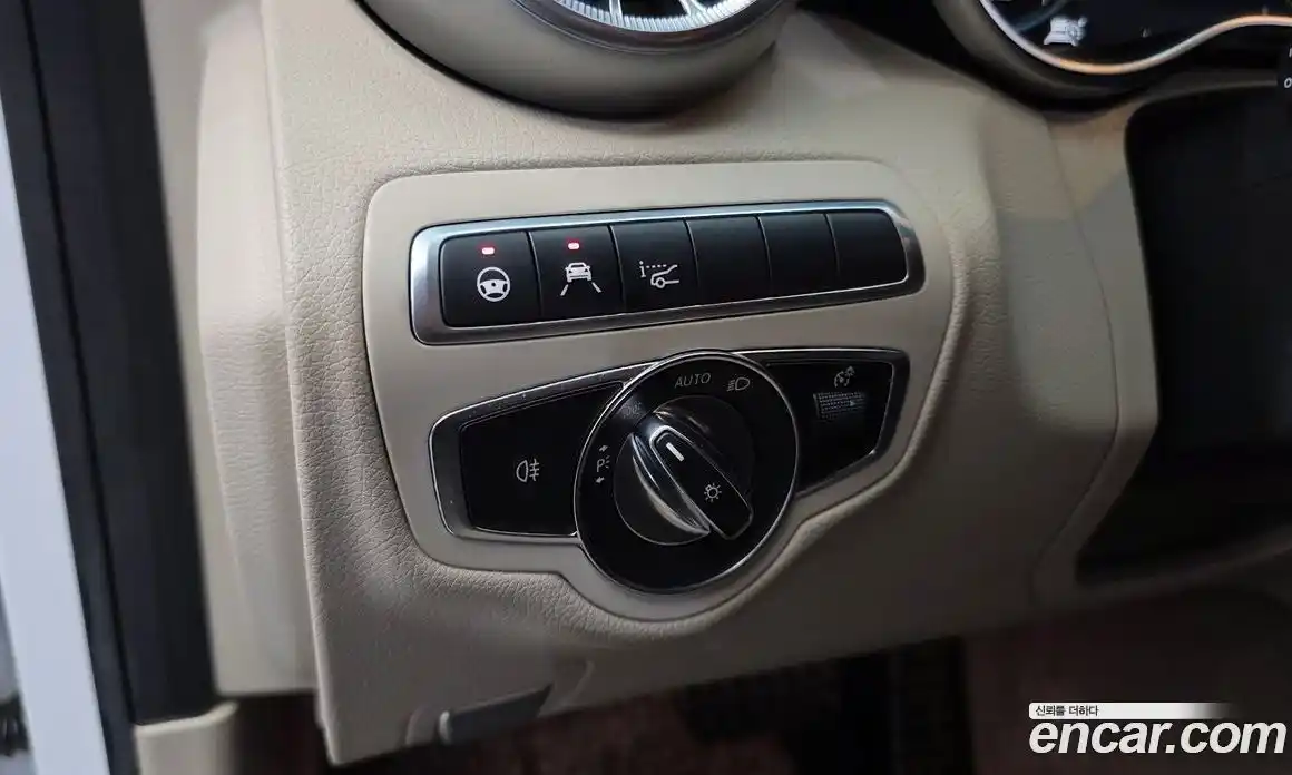 Mercedes-Benz C-Class 2021 2.0 Автомат в Москве № 140520, фото 17