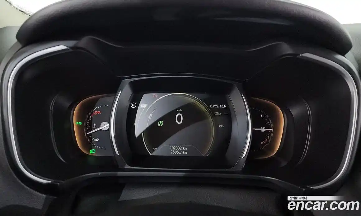 Renault QM6 2017 2.0 Автомат в Москве № 147870, фото 15