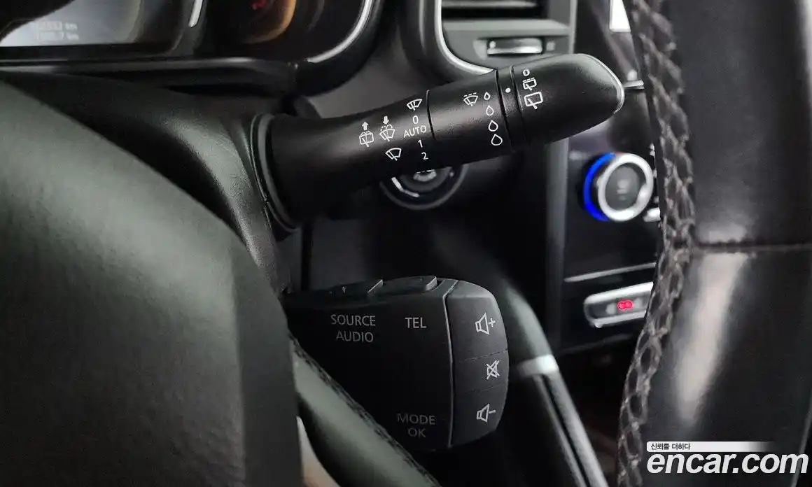 Renault QM6 2017 2.0 Автомат в Москве № 147870, фото 16