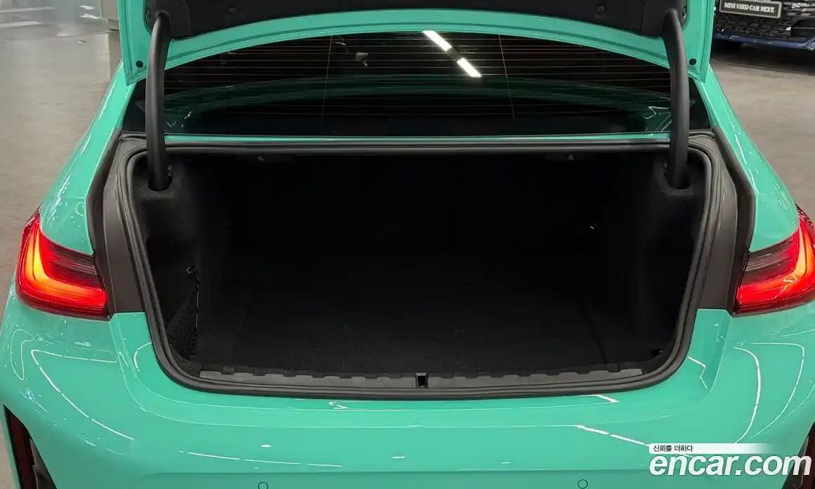 BMW 3-Series 2024 3.0 Автомат в Москве № 154978, фото 11