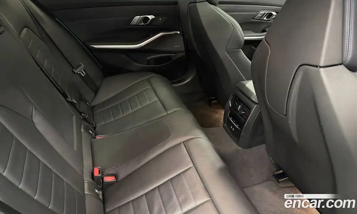 BMW 3-Series 2024 3.0 Автомат в Москве № 154978, фото 10