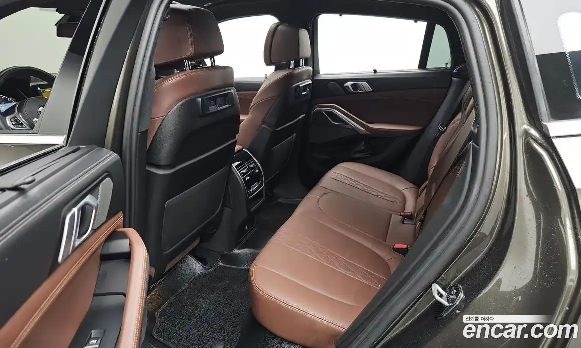 BMW X6 2023 3.0 Автомат в Москве № 155588, фото 11