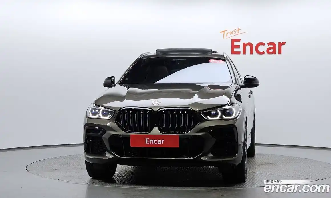 BMW X6 2023 3.0 Автомат в Москве № 155588, фото 2