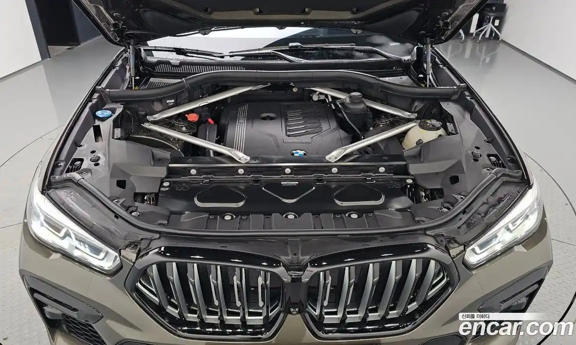 BMW X6 2023 3.0 Автомат в Москве № 155588, фото 5