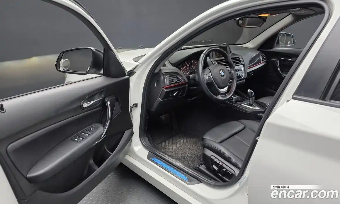 BMW 1-Series 2015 2.0 Автомат в Москве № 156754, фото 11