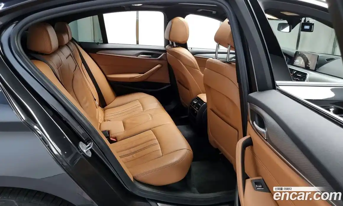 BMW 5-Series 2018 2.0 Автомат в Москве № 158915, фото 14