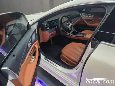 Mercedes-Benz CLS-Class 2023 3.0 Автомат в Москве № 160289, миниатюра 10
