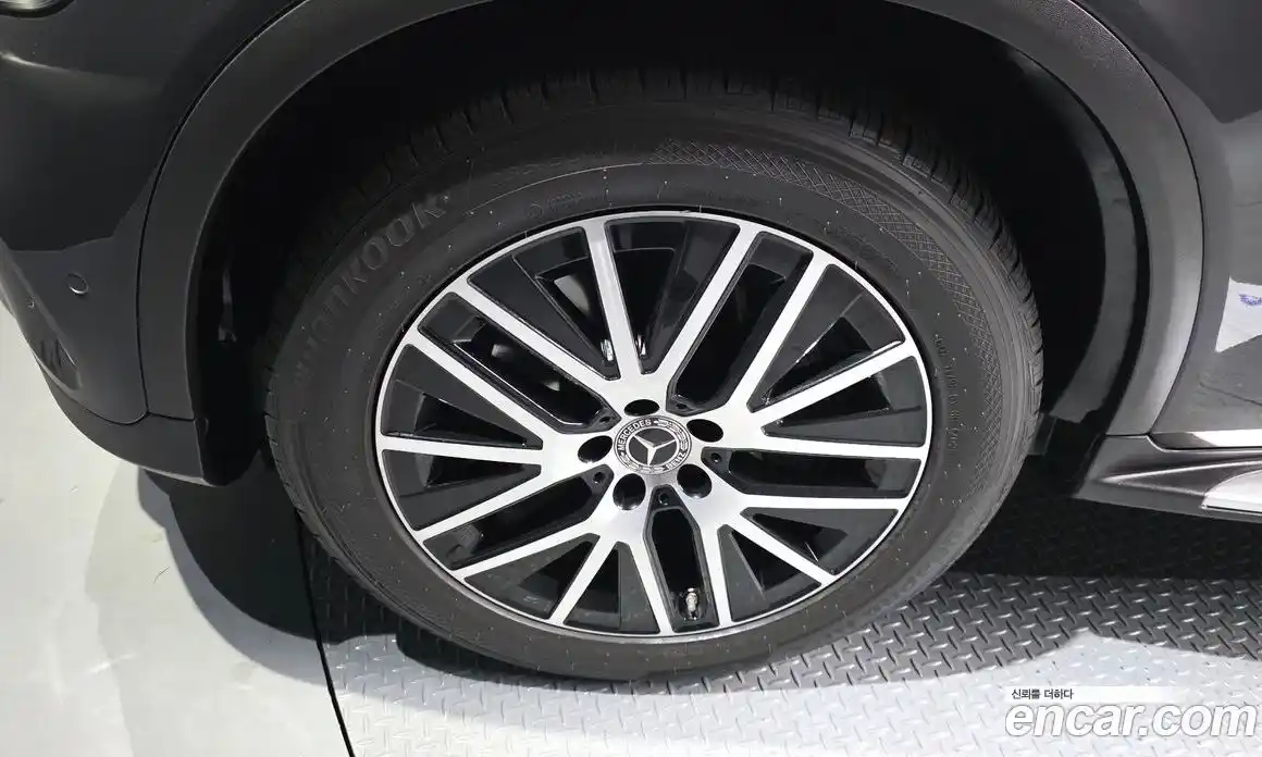 Mercedes-Benz GLC-Class 2022 1.9 Автомат в Москве № 160387, фото 14