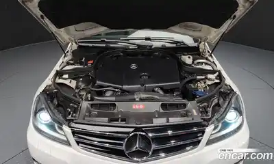 Mercedes-Benz C-Class 2014 2.1 Автомат в Москве № 161983, миниатюра 12