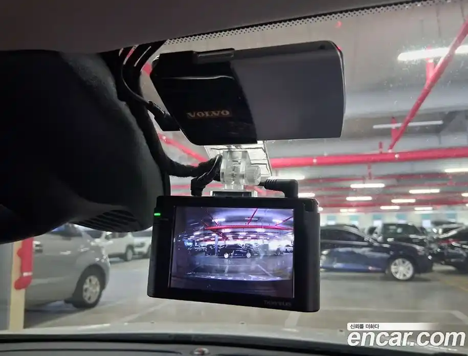 Volvo V40 2017 2.0 Автомат в Москве № 162242, фото 6