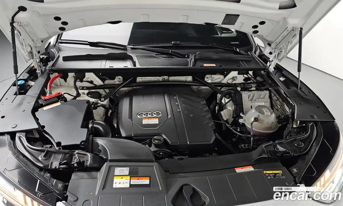 Audi Q5 2023 2.0 Автомат в Москве № 162455, фото 15