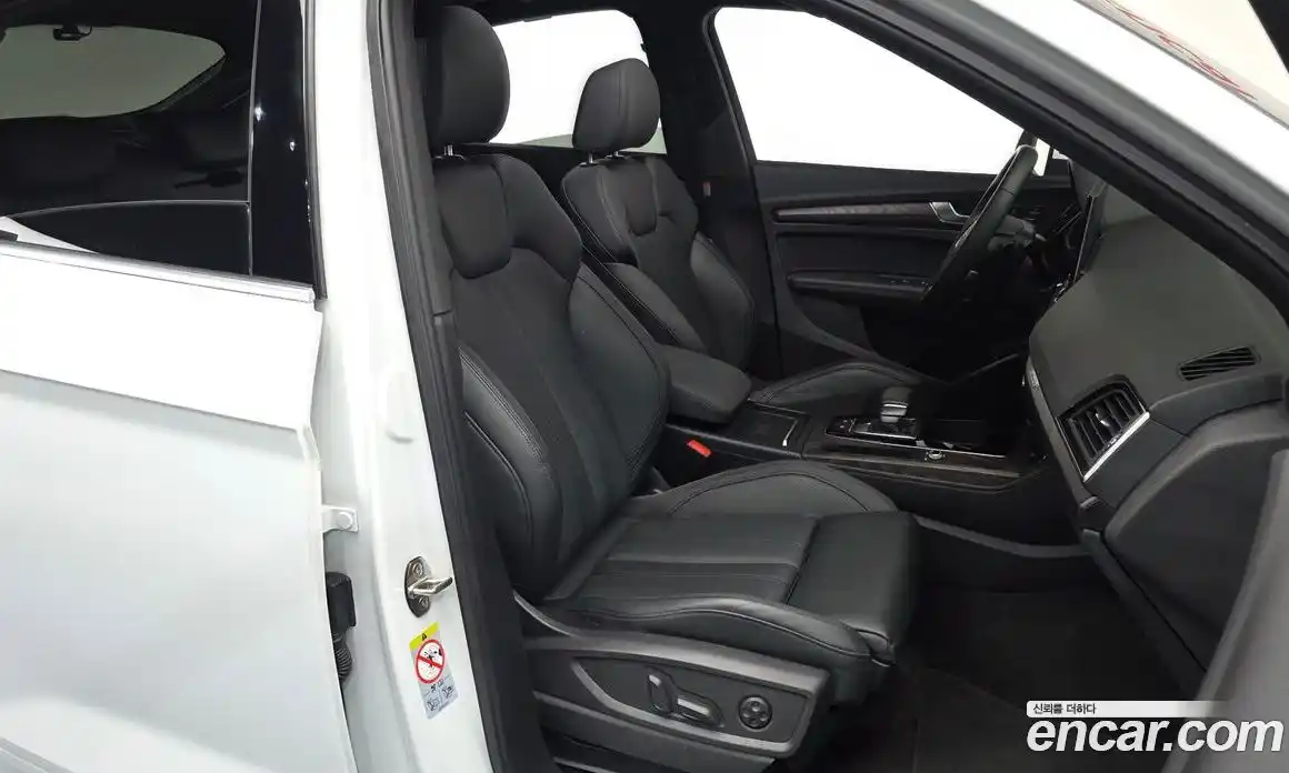 Audi Q5 2023 2.0 Автомат в Москве № 162455, фото 19