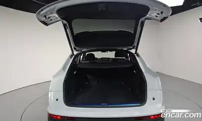 Audi Q5 2023 2.0 Автомат в Москве № 162455, миниатюра 8