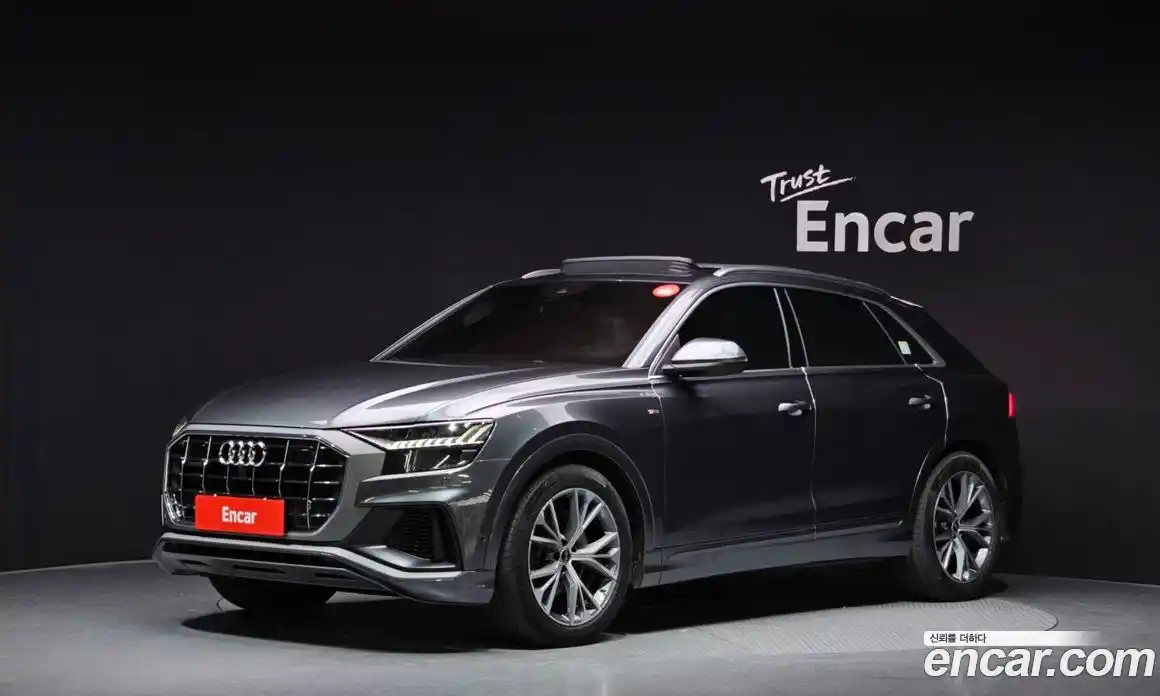 Audi Q8 2021 3.0 Автомат в Москве № 162886, фото 3