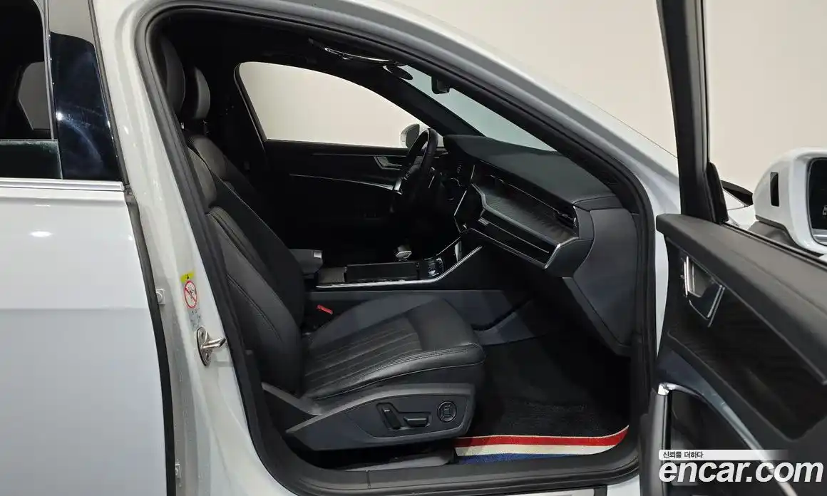 Audi A6 2022 2.0 Автомат в Москве № 163255, фото 11