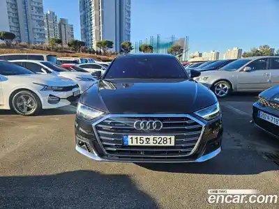 Audi A8, 2021