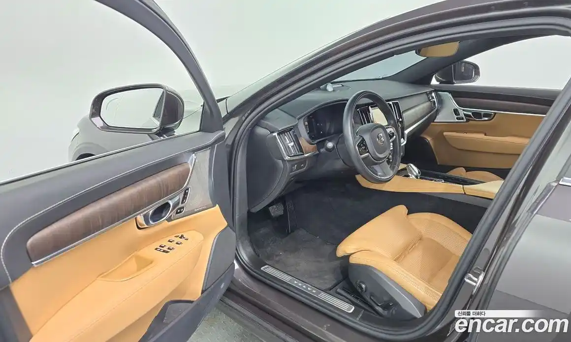 Volvo S90 2022 2.0 Автомат в Москве № 164566, фото 17