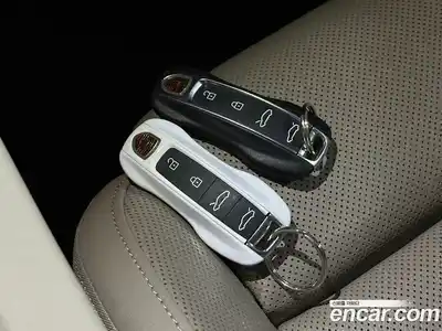 Porsche Taycan 2021 0.4 Автомат в Москве № 165296, миниатюра 11