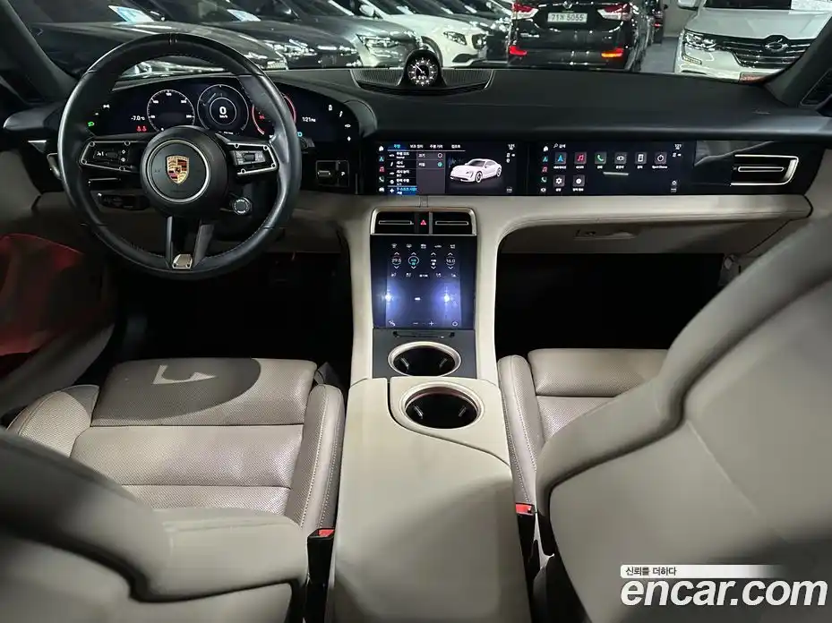 Porsche Taycan 2021 0.4 Автомат в Москве № 165296, фото 15