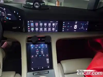 Porsche Taycan 2021 0.4 Автомат в Москве № 165296, миниатюра 8