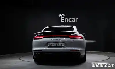 Porsche Panamera 2018 4.0 Автомат в Москве № 165640, миниатюра 3