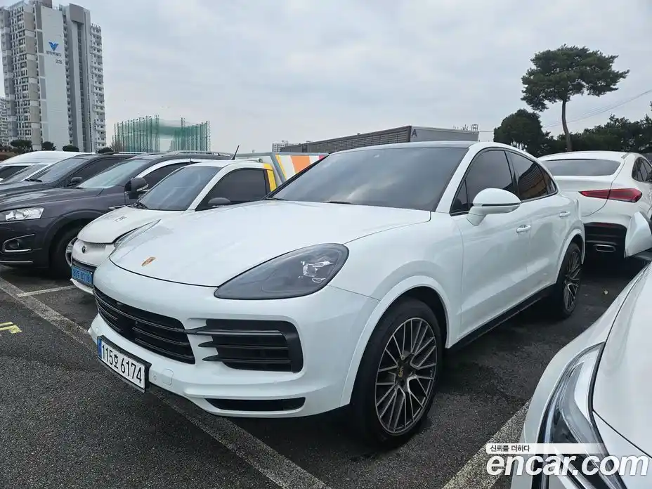 Porsche Cayenne 2023 3.0 Автомат в Москве № 165824, фото 3