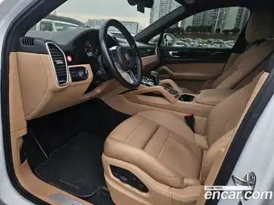 Porsche Cayenne 2023 3.0 Автомат в Москве № 165824, миниатюра 10