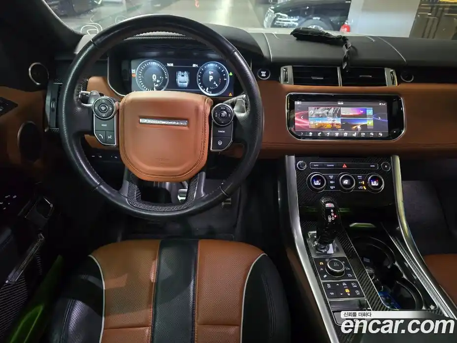 Land Rover Range-Rover Sport 2017 5.0 Автомат в Москве № 166743, фото 13