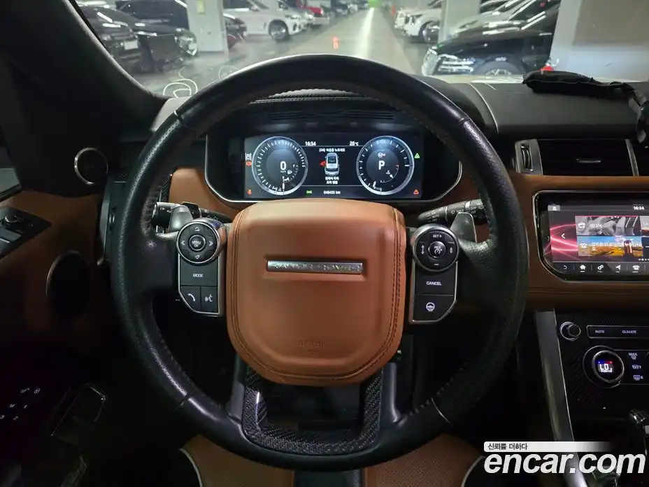 Land Rover Range-Rover Sport 2017 5.0 Автомат в Москве № 166743, фото 10