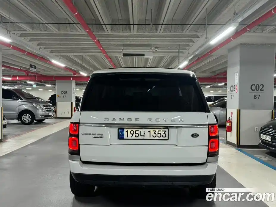 Land Rover Range-Rover 2015 3.0 Автомат в Москве № 166819, фото 3