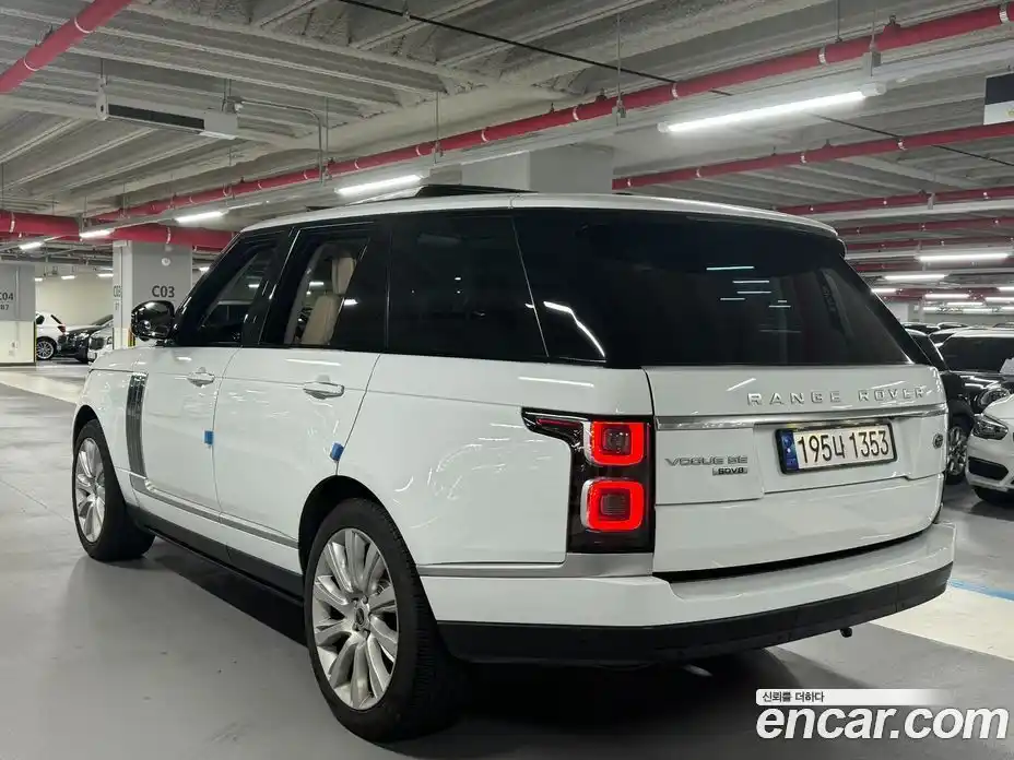 Land Rover Range-Rover 2015 3.0 Автомат в Москве № 166819, фото 4