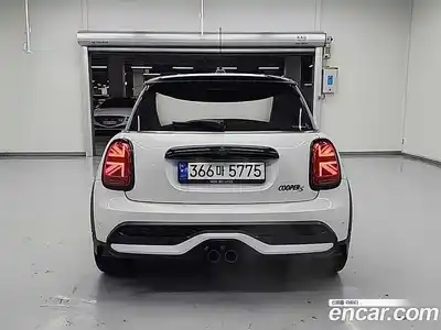 Mini Cooper 2024 2.0 Автомат в Москве № 167181, миниатюра 3