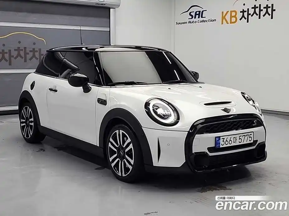 Mini Cooper 2024 2.0 Автомат в Москве № 167181, фото 4