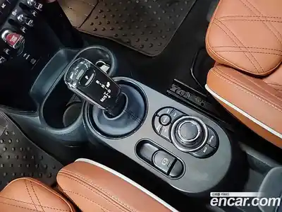 Mini Cooper 2024 2.0 Автомат в Москве № 167181, миниатюра 8