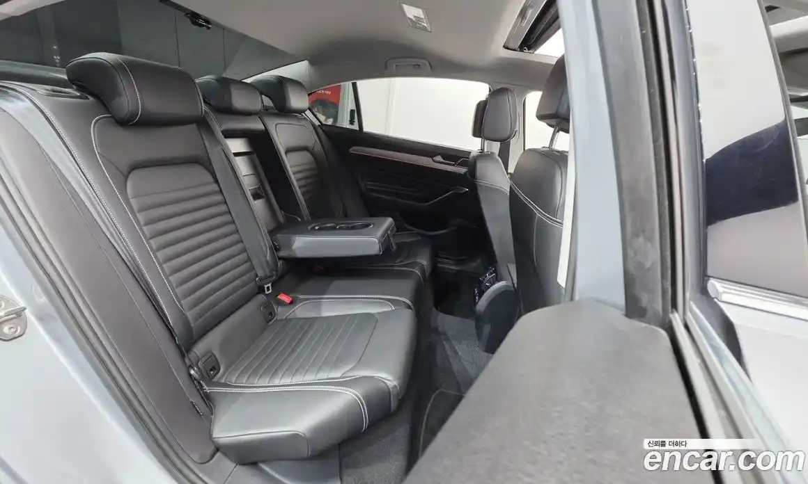 Volkswagen Passat 2021 2.0 Автомат в Москве № 168872, фото 19