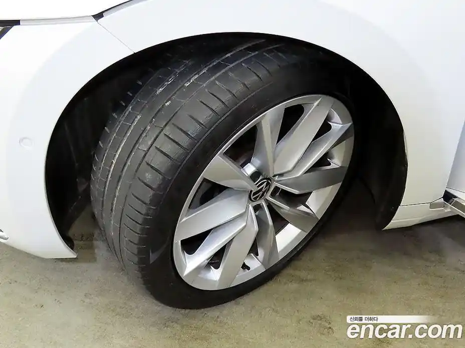 Volkswagen Arteon 2023 2.0 Автомат в Москве № 169157, фото 20