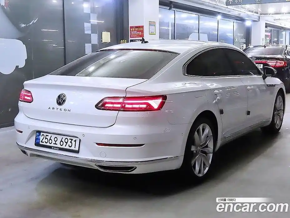 Volkswagen Arteon 2023 2.0 Автомат в Москве № 169157, фото 4